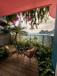 Flamingo Cat Ba Sky Villa Premier Ocean View King