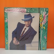 #RR52-57 LP TERPAKAI [ ELTON JOHN - JUMP UP ] USED LP < NM >