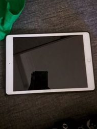 iPad（第8代）128GB WiFi｜全部功能正常