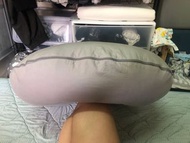 Ikea月亮哺乳枕