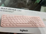 （二手）羅技鍵盤 MULTI-DEVICE, K380 粉色