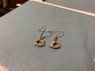 Hello kitty earrings 耳環