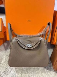 現貨🇭🇰Hermes Lindy 30✨大象灰18 Etoupe🐘Stamp U