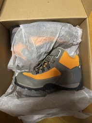 Mont-bell 兒童登山鞋 20.0