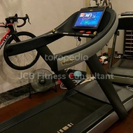 PALING BARU TechnoGym Treadmil Unity Touch Screen Android bisa Youtube
