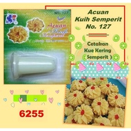 Biscuit Mold / Plastic Biscuit / Vintage Dry Cake / Mold Mold No.127