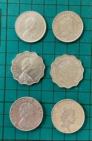「香港女皇頭硬幣」  1978年 - 1992年 細壹圓 1,700枚 每一枚$1.5  1975年 - 1990年 貳圓      566枚  每一枚$3  1980年 - 1990年 伍圓    