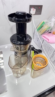 Hurom HE-DBG04 慢磨機