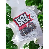TECH Deck Fingerboard April