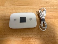 Huawei Mobile WiFi (with cable) 華為路由器 (連cable 線）