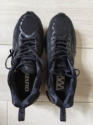 White Mountaineering x Mizuno Wave Prophecy