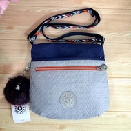 กระเป๋าสะพายข้าง Kipling GO LAISURE GA รุ่น ARTO  