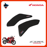 กันลื่นข้างถัง CBR650R CB650R CB650F CBR500R CBR150R แบบยาง และ แบบฟองนํ้าอย่างดี