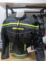 เสื้อการ์ด BENKIA NO.4  สีดำ คาดเขียวนีออน