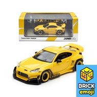 INNO64 Toyota GR86 Pandem Yellow 1/64 IN64-GR86P-YL