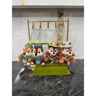 Chipdale Keychain Is A Brooch. 350.- Per Pair Gold Hat Red Screen Printing