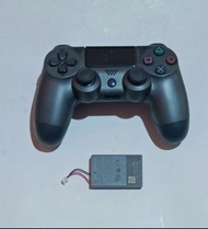 故障的 PS4 手把 送原廠電池