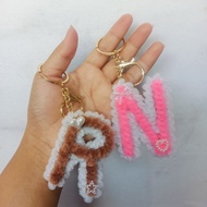 GANTUNGAN / Letter Keychain / Name Initial Keychain Feather Wire Letter Keychain