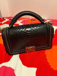 絕版Chanel（蛇皮）