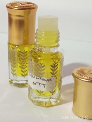 minyak cendana asli penyulingan NTT garansi 100% murni 3ml