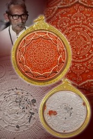 泰國佛牌-全泰三大澤度金名師之一阿贊冠噴2547年創世阿羅漢(十大澤度金)