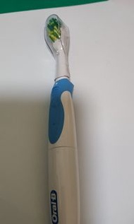 Oral B電芯電動牙刷,❌充電器