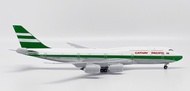 Ready Stock JC Wings 1: 400 Cathay Pacific Airlines B747-8i B-HKG Alloy Airplane Model Limited Editi