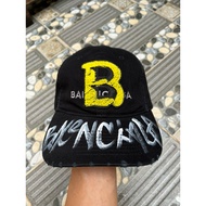 B4l3n c4g4 cap Ripped second hand all sizes