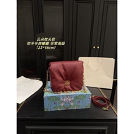 Fashion Genuine Leather Bag [Gift Box Packaging] Cloud Bag Shoulder Bag Female Diagonal Bag [Gift Bo