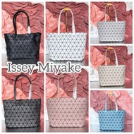 Issey Miyake 日本🇯🇵BAOBAO專櫃新款長柄Tote Bag