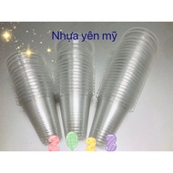 Set of 50 disposable plastic cups with capacity from 220ml to 500ml
