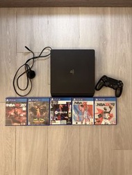 PS4 主機