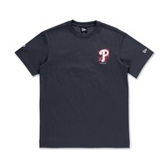 New Era เสื้อยืดแขนสั้นรุ่น Philadelphia Phillies Rebellious Resistance Graphite Short Sleeve T-Shir