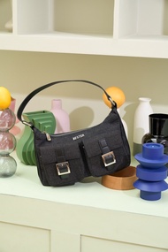 BESTER “Mantis” Bag มาพร้อมถุงผ้า