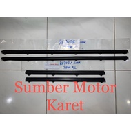 Corolla DX Pleat/ KE 70 Outside
