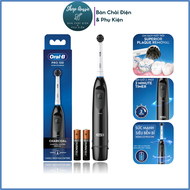 Bàn Chải Đánh Răng Pin Oral-B Pro 100 Charcoal Than Hoạt Tính - Dùng 2 Pin AA Hẹn Giờ 2-Phút Màu Trắ