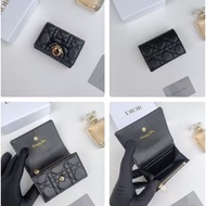 New What You See Is What You Get Travel Accessories & Suitcases > Travel Bag 0984 Dimensions: 10.5×9