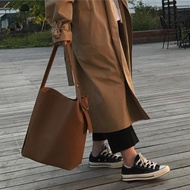 HACHI HACHI กระเป๋าหนัง Brown taupe leather bag tote bag สะพายข้าง กระเป๋าPU กระเป๋า น้ำหนักเบา กระ