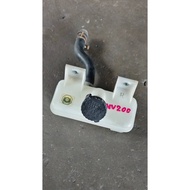 USED JAPAN BRAKE PUMP OIL TANK FOR NISSAN NV200