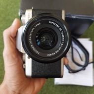 Kamera Fuji film XT 100 XT100 X-T100 X-T 100 Kit Second / Foto Video