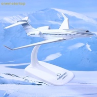 Onemetertop 1PCS Gulfstream G650 Aircraft Diecast 1/200 Scale Airplane Model Planes G650ER Airplane 
