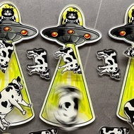 Magnet Cow Abduction Rotating