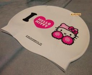 全新 arena 超可愛kitty系列矽膠泳帽【魔力游泳用品館】型號:KSS-5518，顏色 : WHT 暢銷人氣款