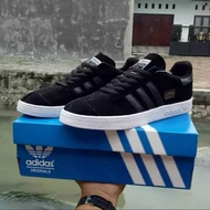 HITAM Adidas Gazelle Men's Sneakers full Black Adidas Premium Shoes