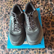 Hoka One One Bondi 7 黑色跑鞋