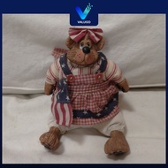 Russ Berries Patriotic Country Folks Bearsy Ross