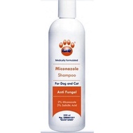 Anti-fungal miconazole dog and cat shampoo