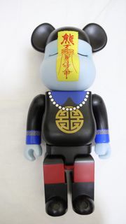 BE@RBRICK 殭屍 Jiang shi  ActionCity bearbrick 400%