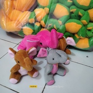 Stuffed elephant gives birth3