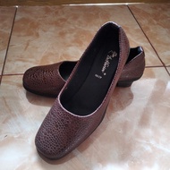 sepatu wanita dr kevin